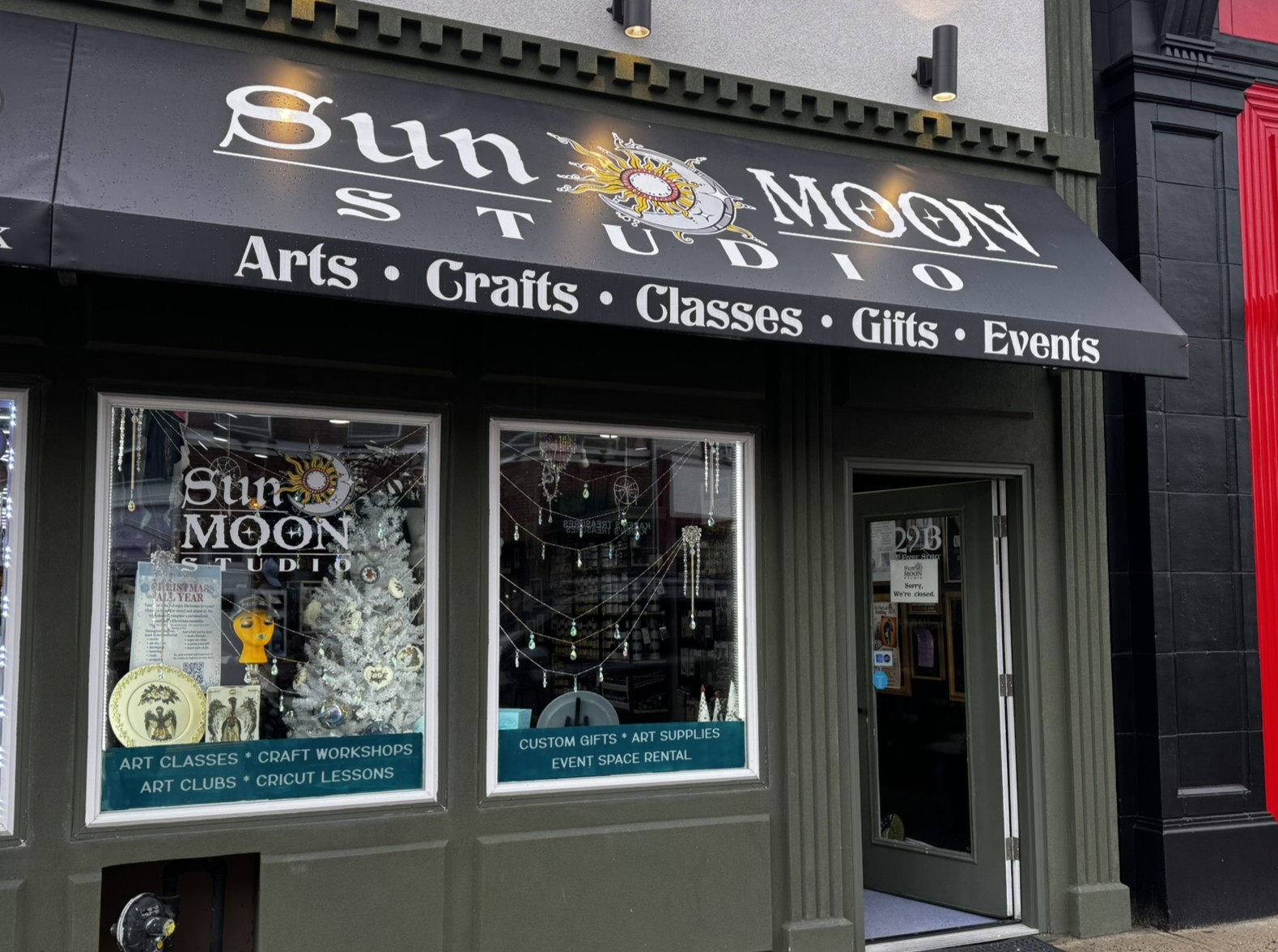 Sun Moon Studio entry